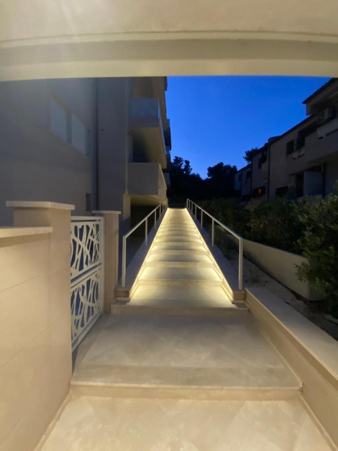 Casa Emali *